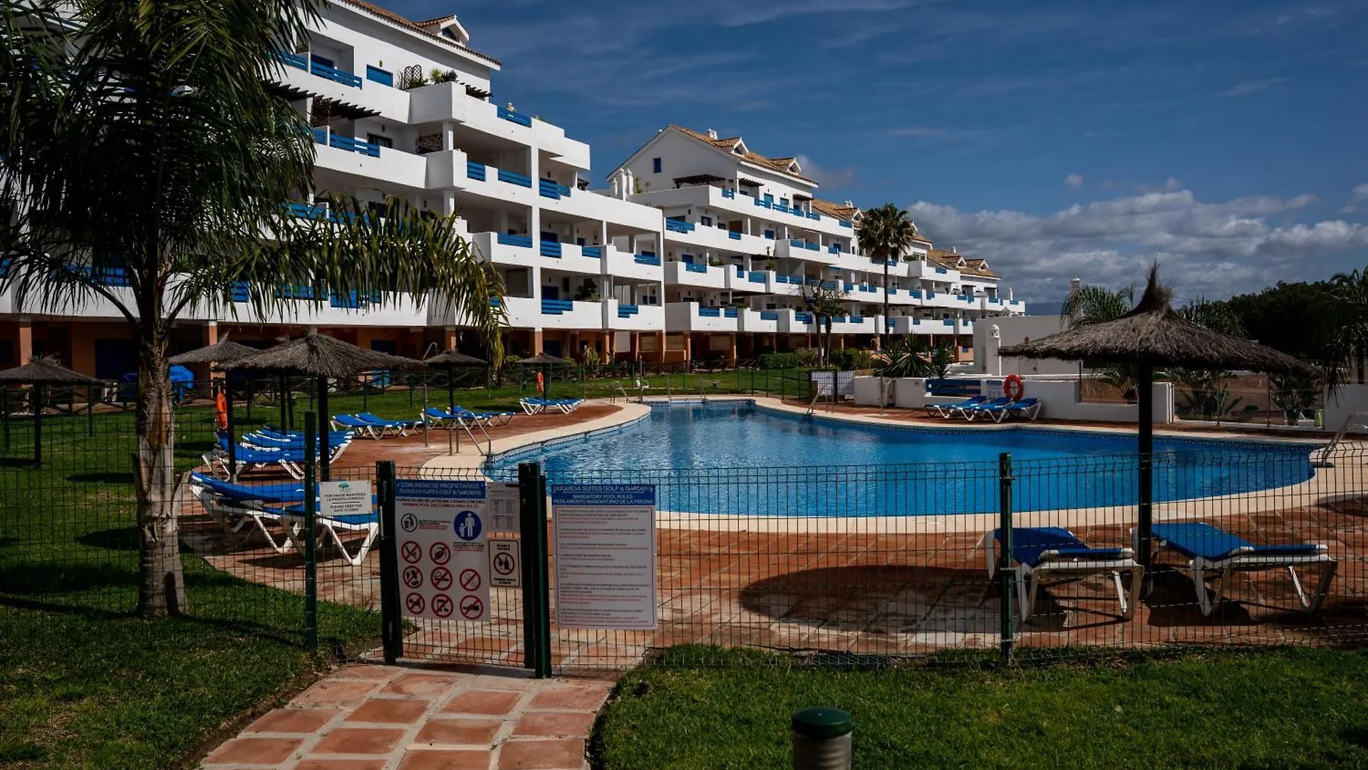 Sea View Apartment With Great Terrace And 4 Pools - Duquesa Suites 430 Manilva